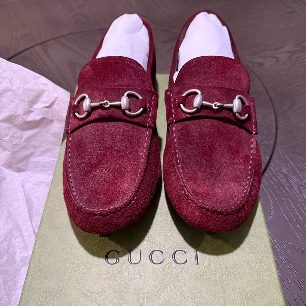 Gucci Suede Loafers in Burgundy